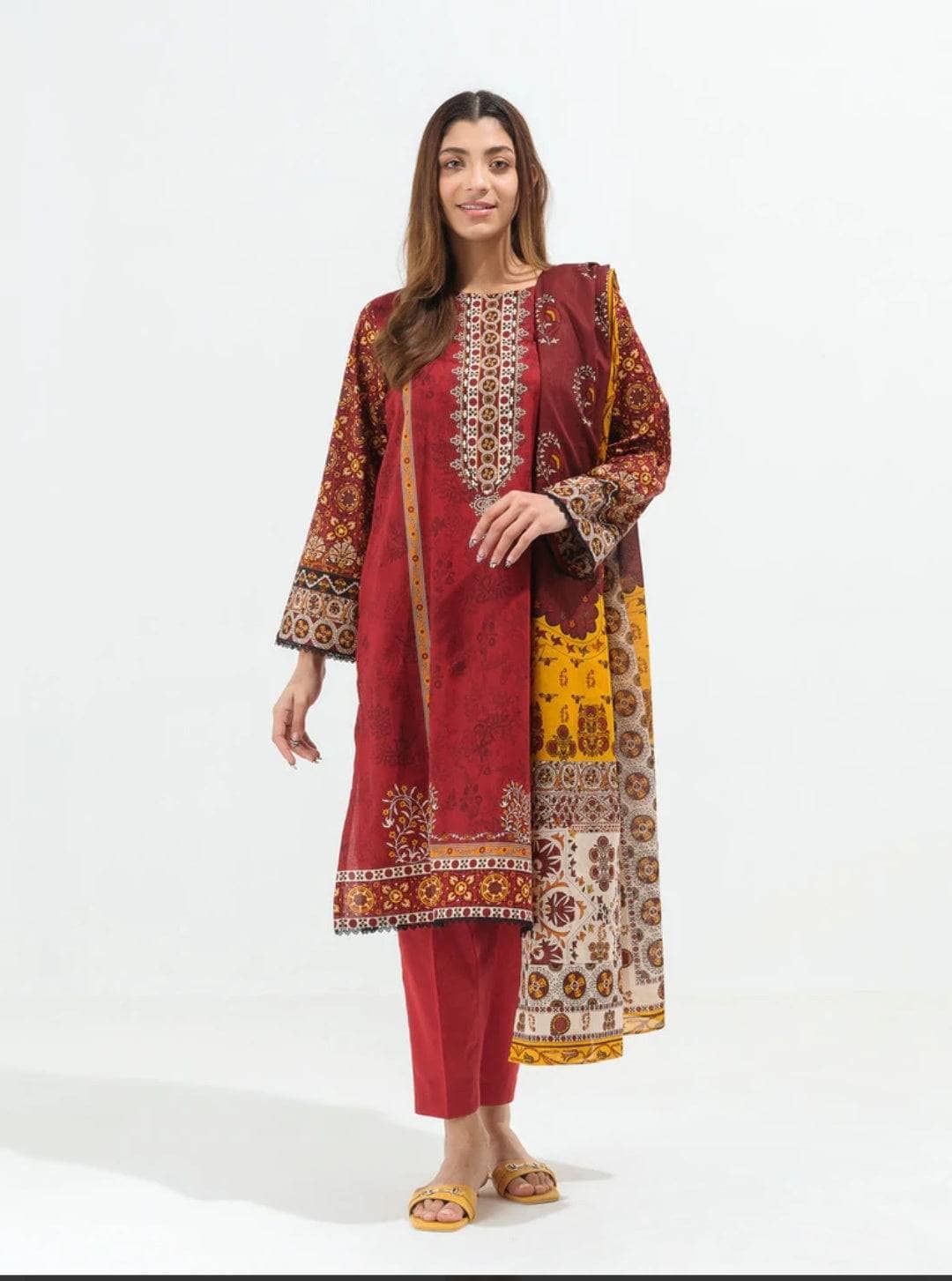 img_beechtree_lawn_22_awwal_boutique