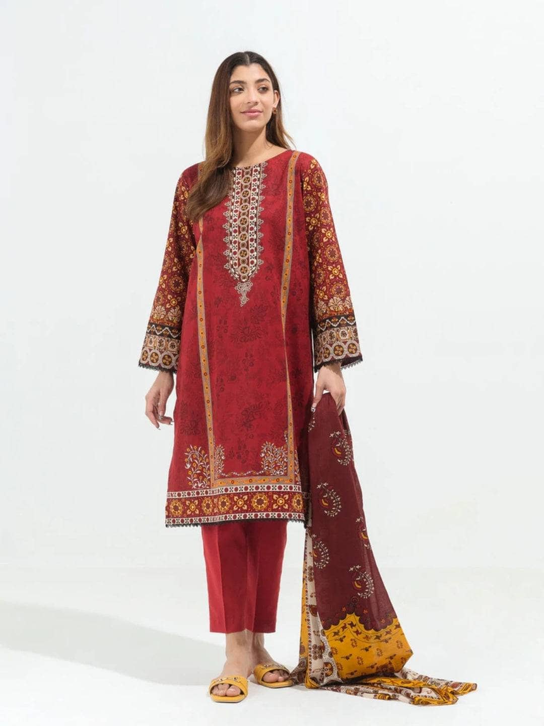 img_beechtree_lawn_22_awwal_boutique