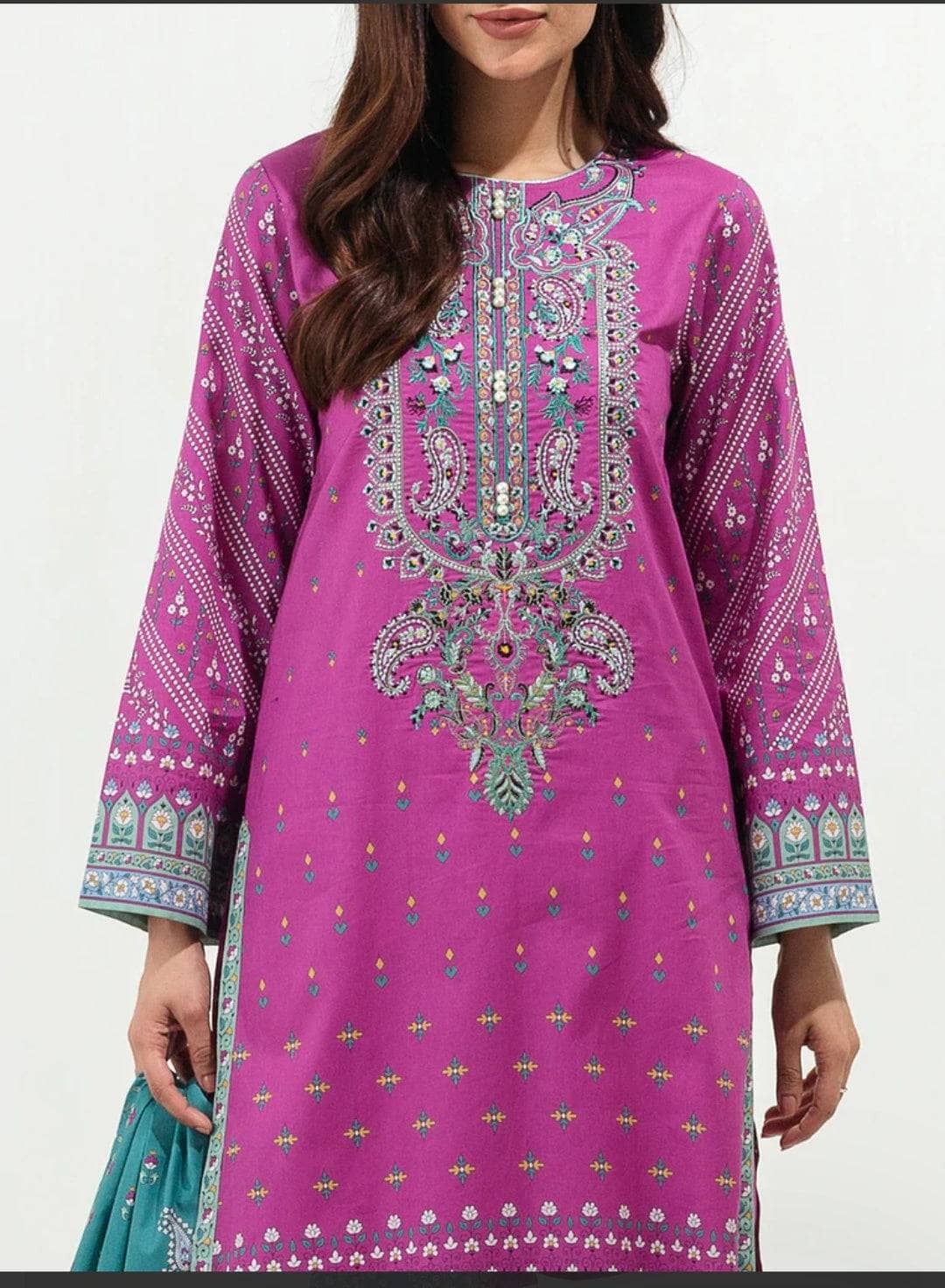 Img_beechtree_lawn_22_awwal_boutique