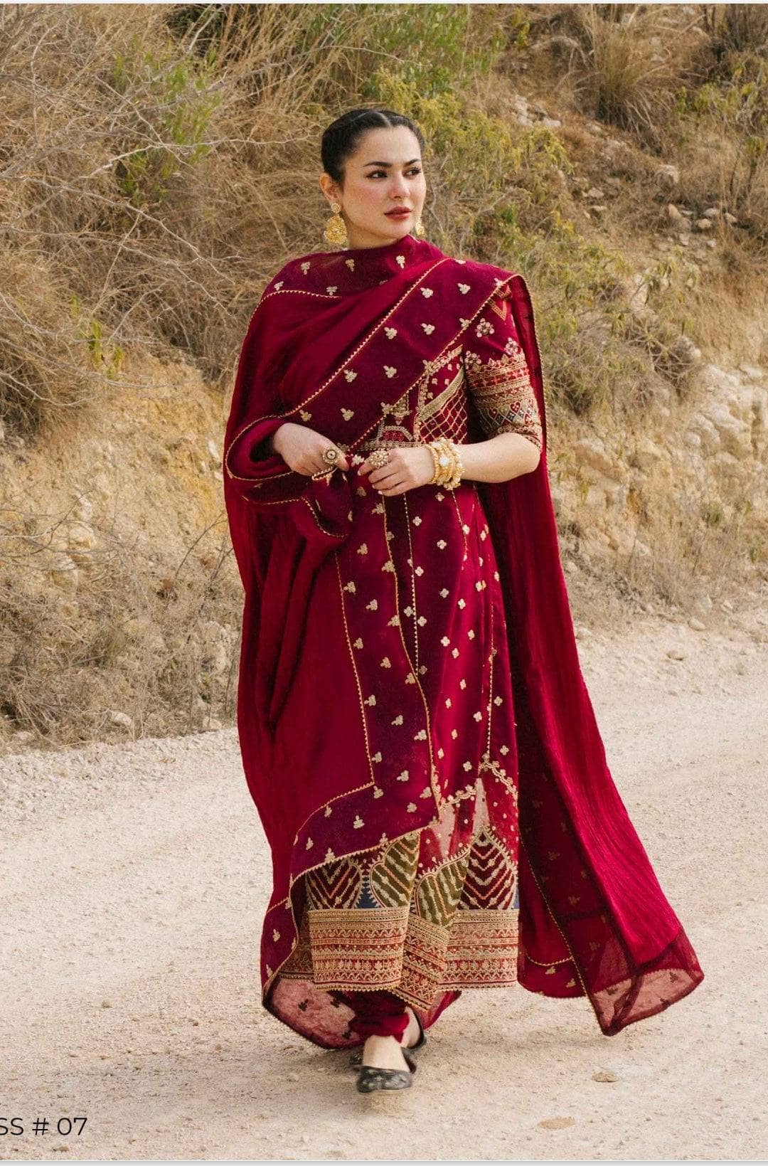 img_qalmakar_luxury_lawn_22_awwal_boutique