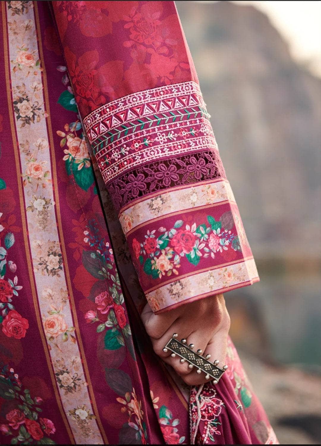 img_printkari_lawn_22_awwal_boutique