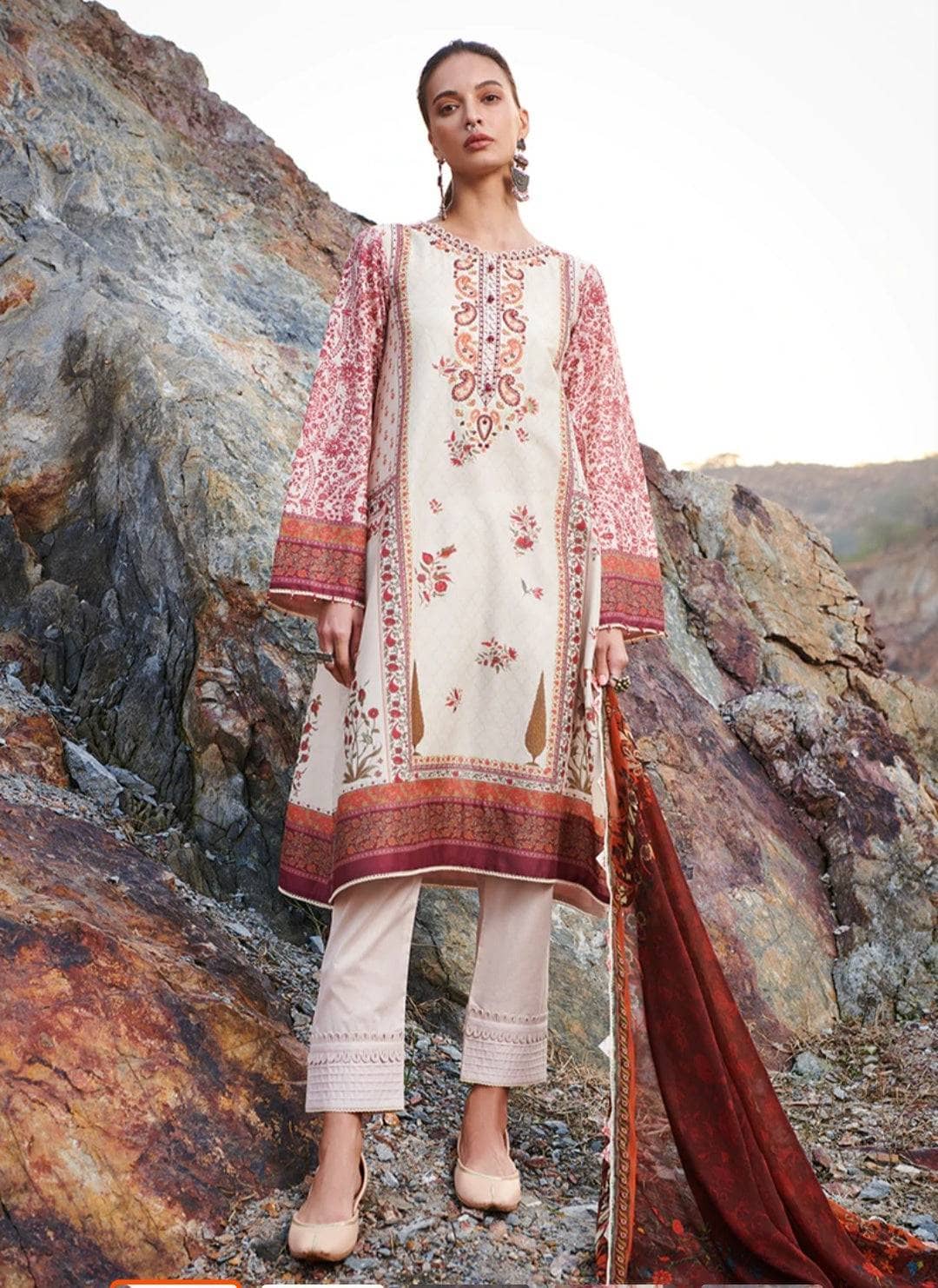 img_printkari_lawn_22_awwal_boutique