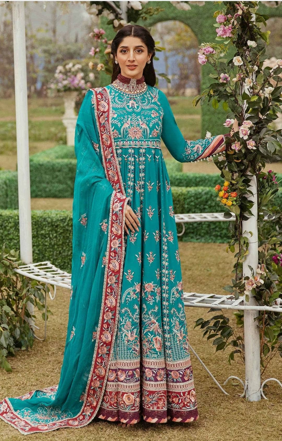 img_afrozeh_lawn_awwal_boutique