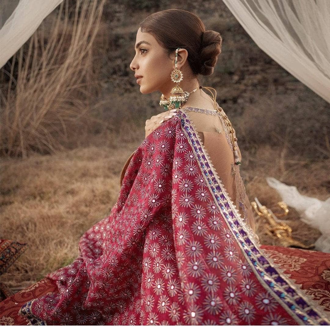 img_maryam_hussain_wedding_edition_awwal_boutique