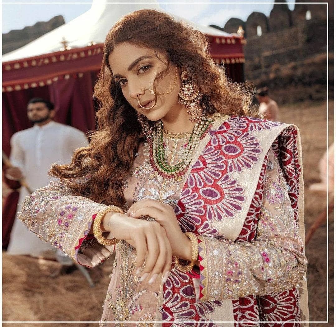 img_sana_safinaz_wedding_awwal_boutique