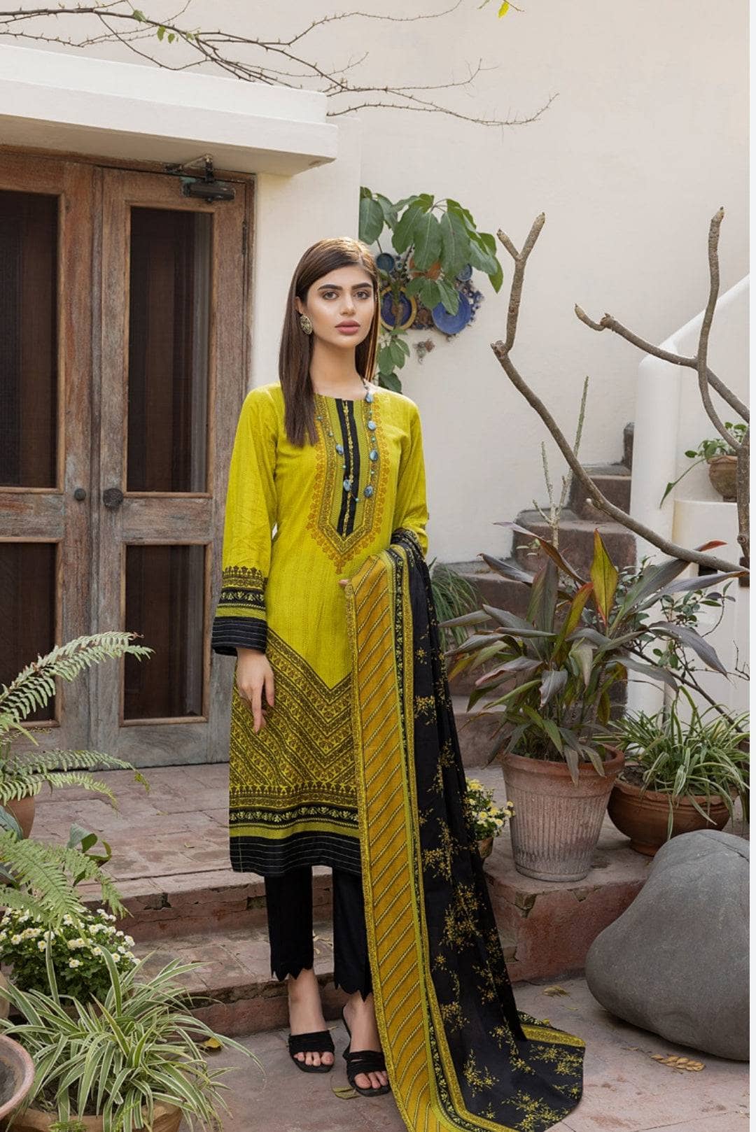 img_iram_misha_daily_wear_lawn_22_awwal_boutique
