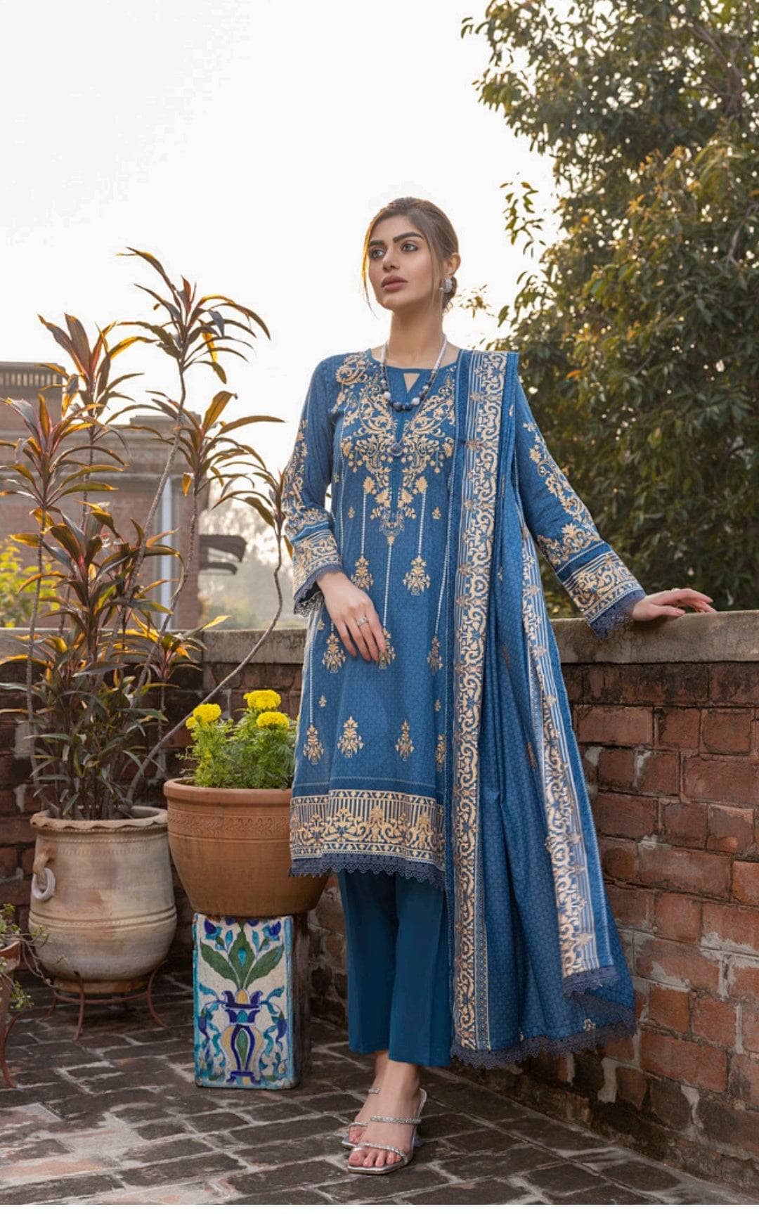 img_iram_misha_daily_wear_lawn_22_awwal_boutique