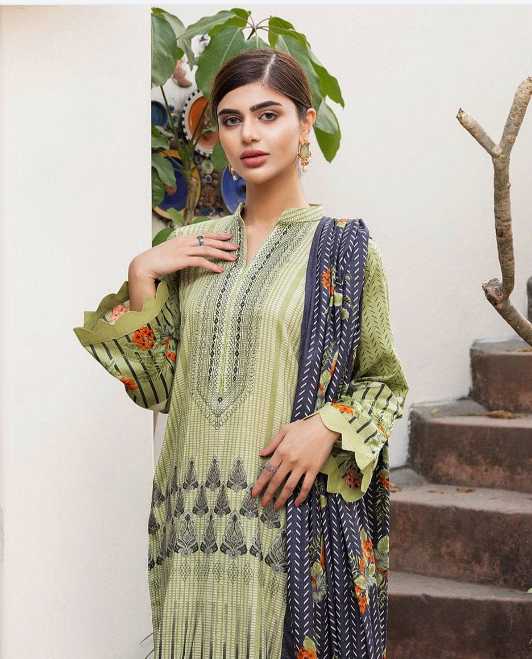 img_iram_misha_daily_wear_lawn_22_awwal_boutique