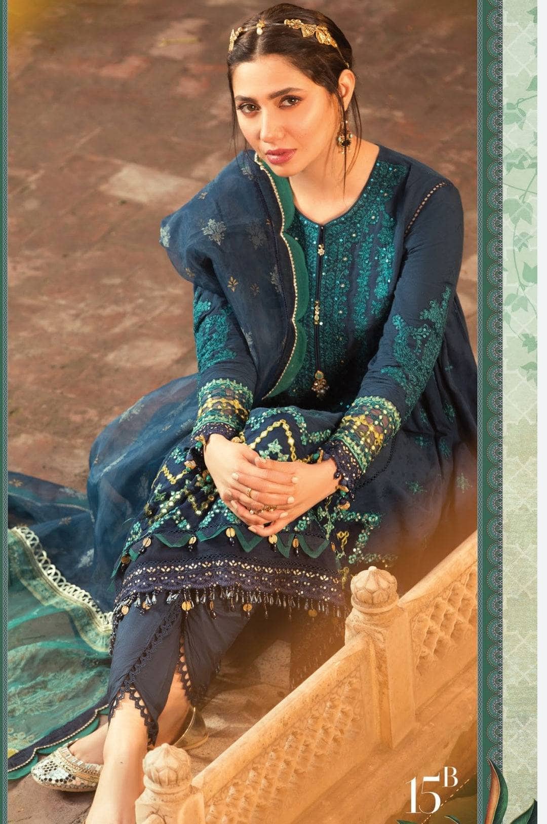 img_maria_b_lawn_22_awwal_boutique