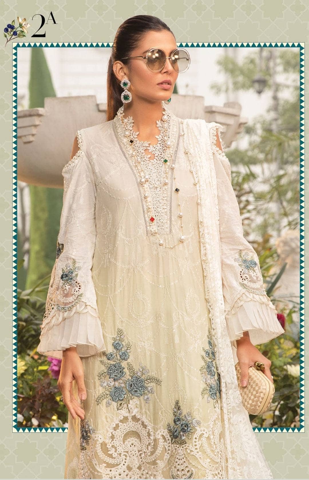 img_maria_b_lawn_22_awwal_boutique