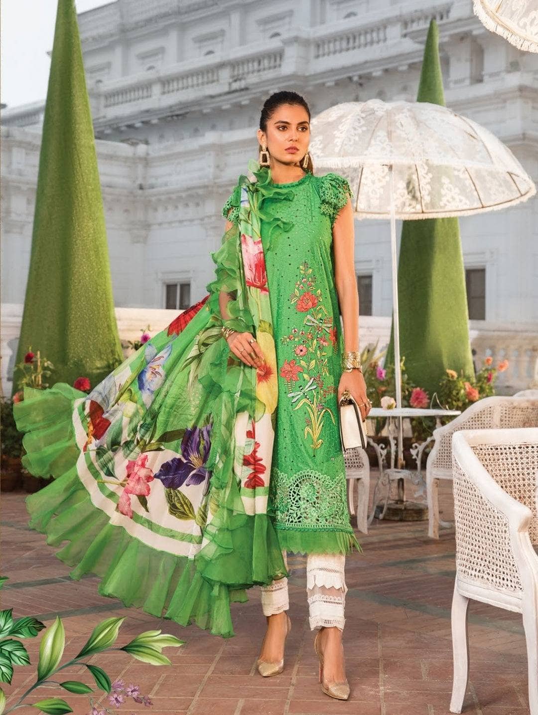 img_maria_b_lawn_22_awwal_boutique