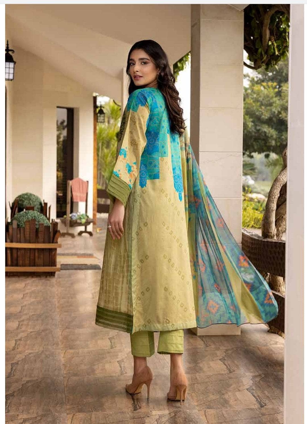 img_charizma_orange_series_awwal_boutique