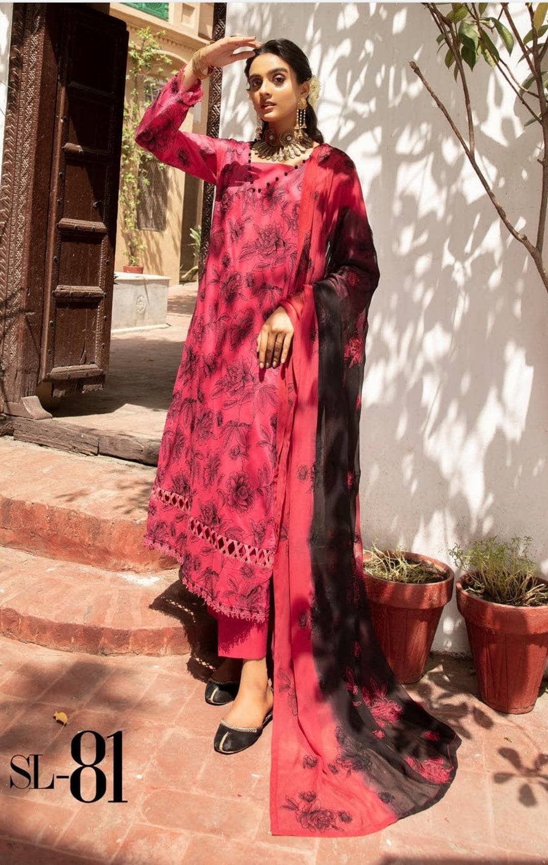 img_anchal_by_khoobsurat_lawn_22_awwal_boutique