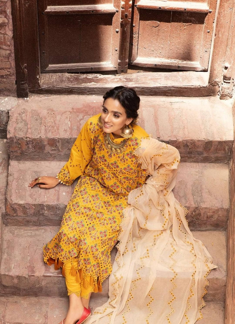 img_anchal_by_khoobsurat_lawn_22_awwal_boutique