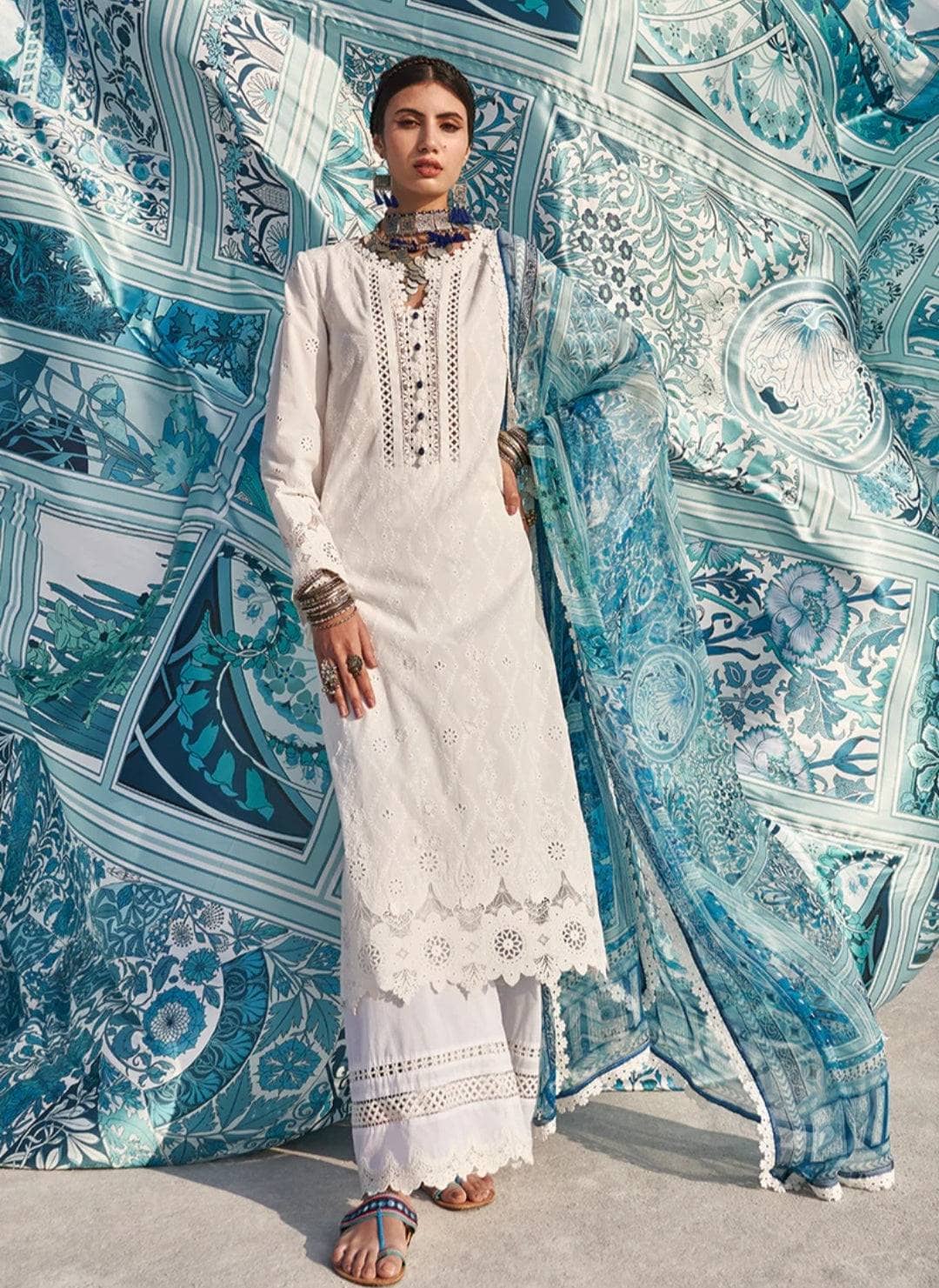 img_lawnkari_lawn_22_awwal_boutique