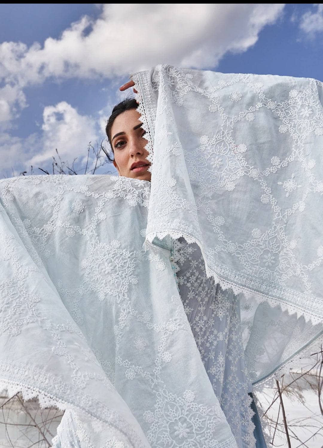 img_lawnkari_22_awwal_boutique