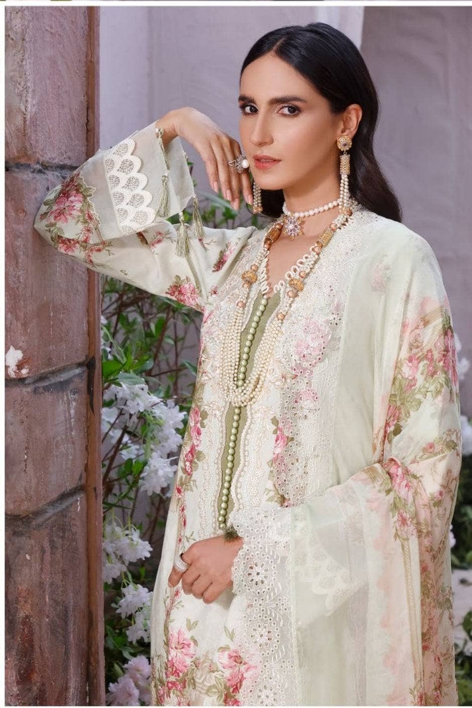 img_jade_lawn_22_awwal_boutique