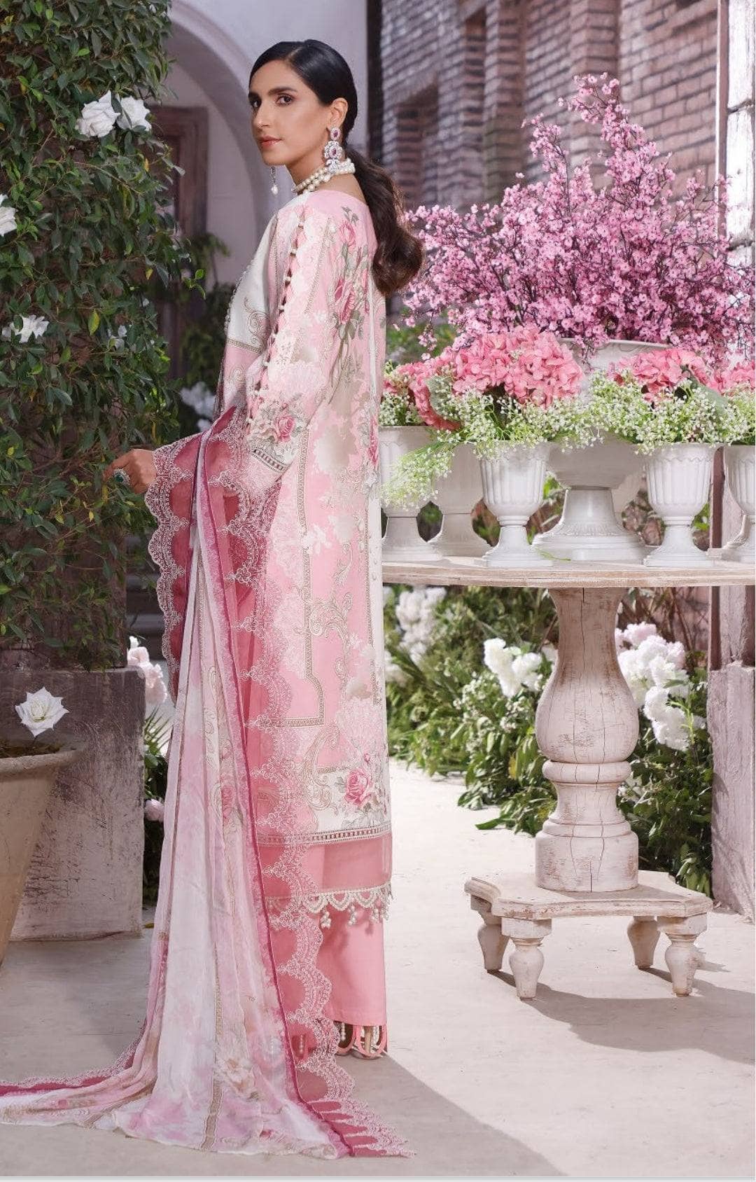 img_jade_lawn_22_awwal_boutique