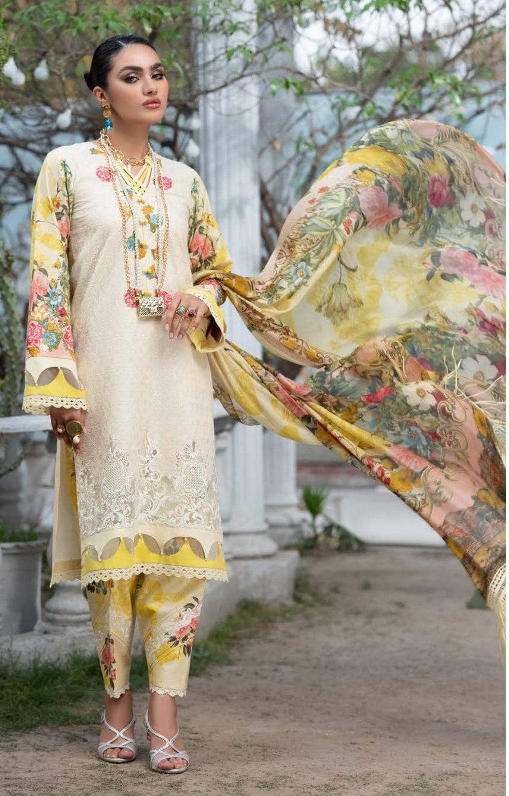 img_jade_summer_glory_lawn_22_awwal_boutique