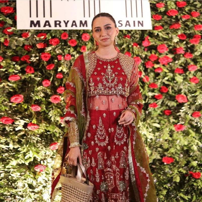 img_spotted_in_maryam_hussain_wedding_awwal_boutique