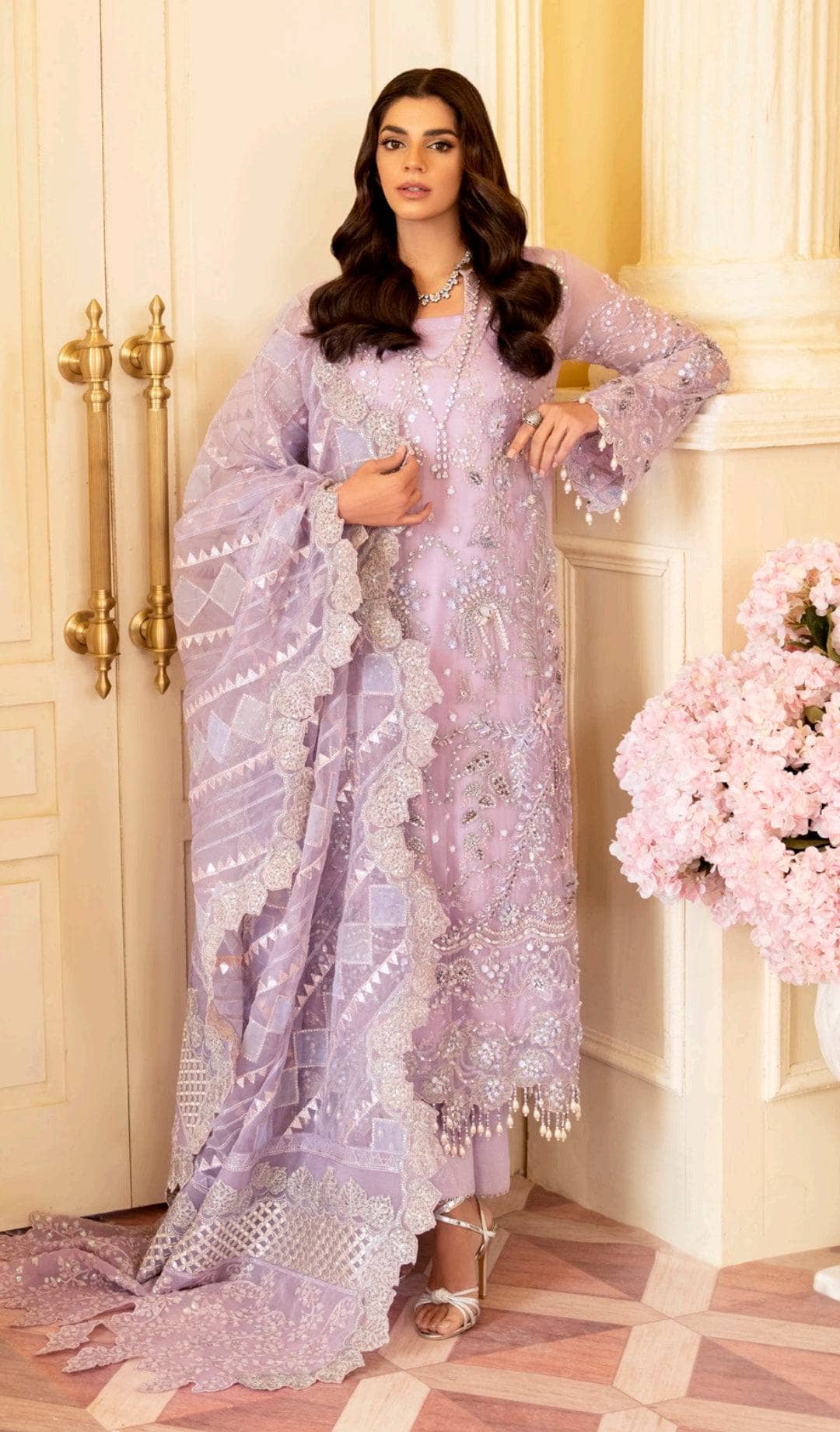 img_nureh_secret_garden_royal_palace_awwal_boutique