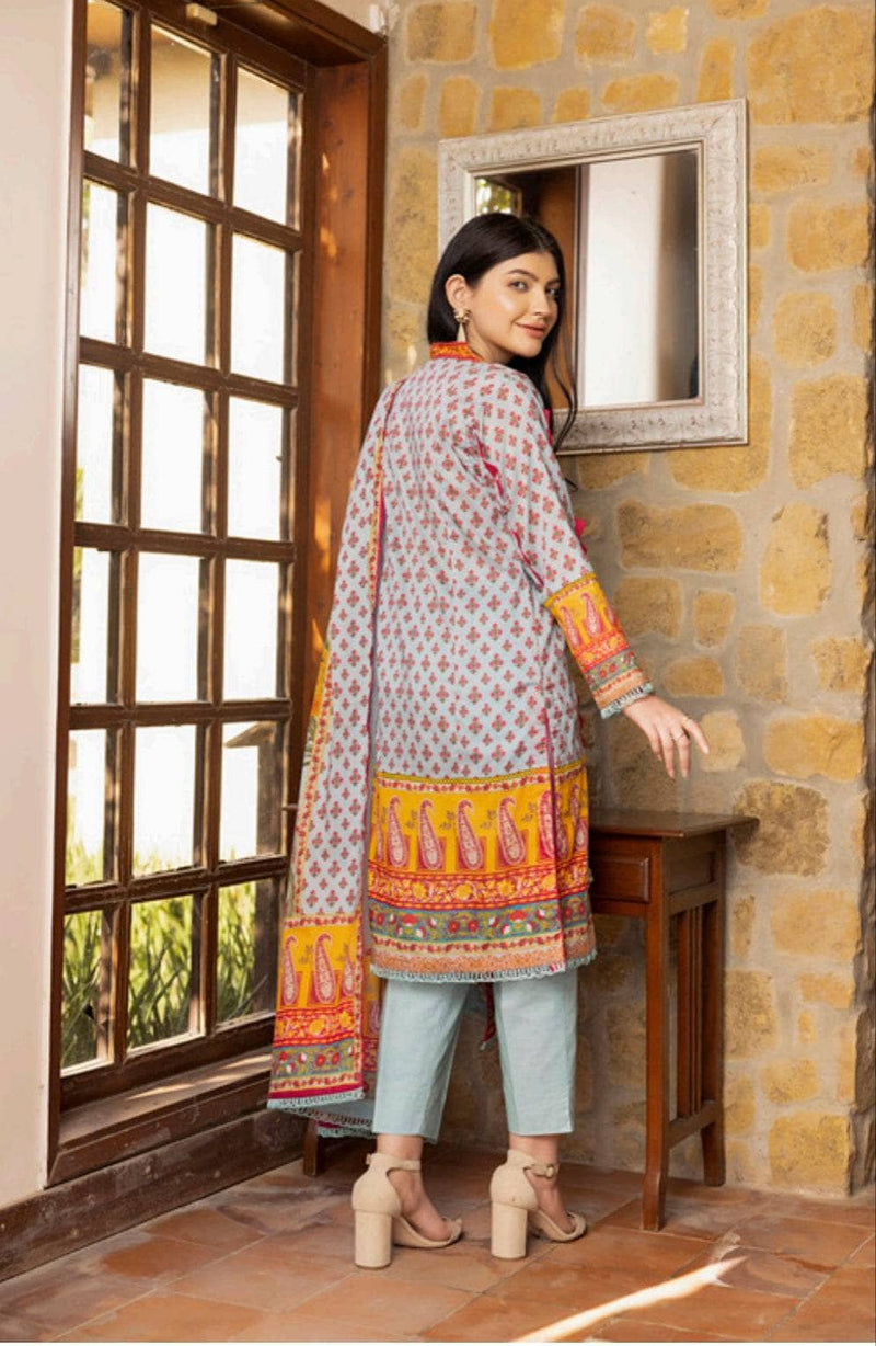 img_salina_printed_lawn_by_regalia_awwal_boutique