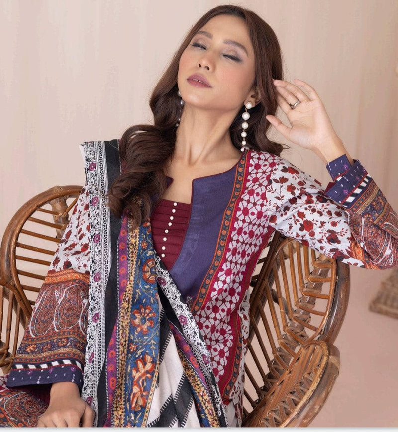 img_salina_printed_lawn_by_regalia_awwal_boutique