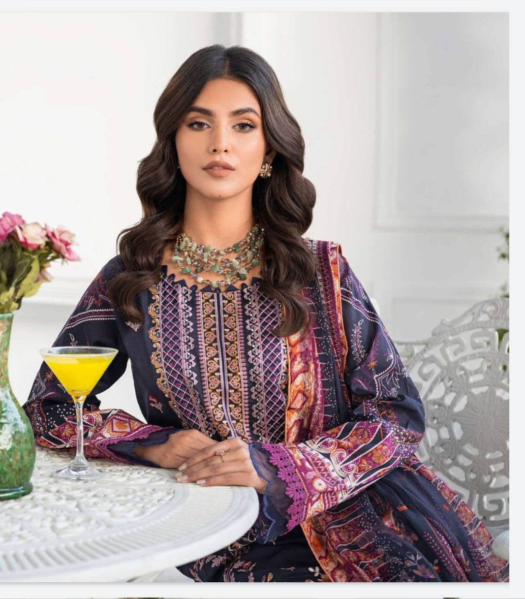 img_ramsha_mashaal_lawn_awwal_boutique