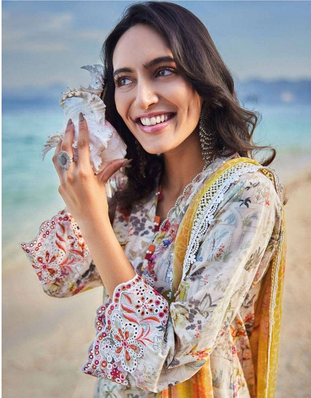 img_image_lawnkari_printkari_23_awwal_boutique