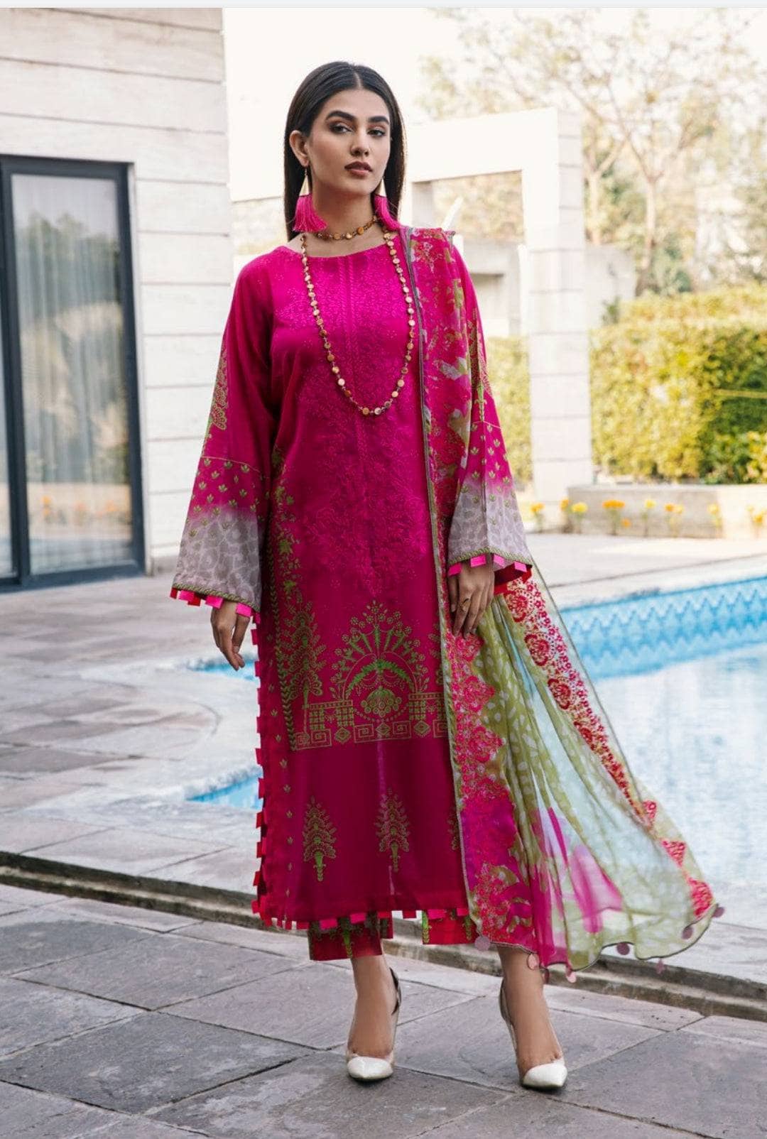 img_charizma_aniiq_lawn_23_awwal_boutique