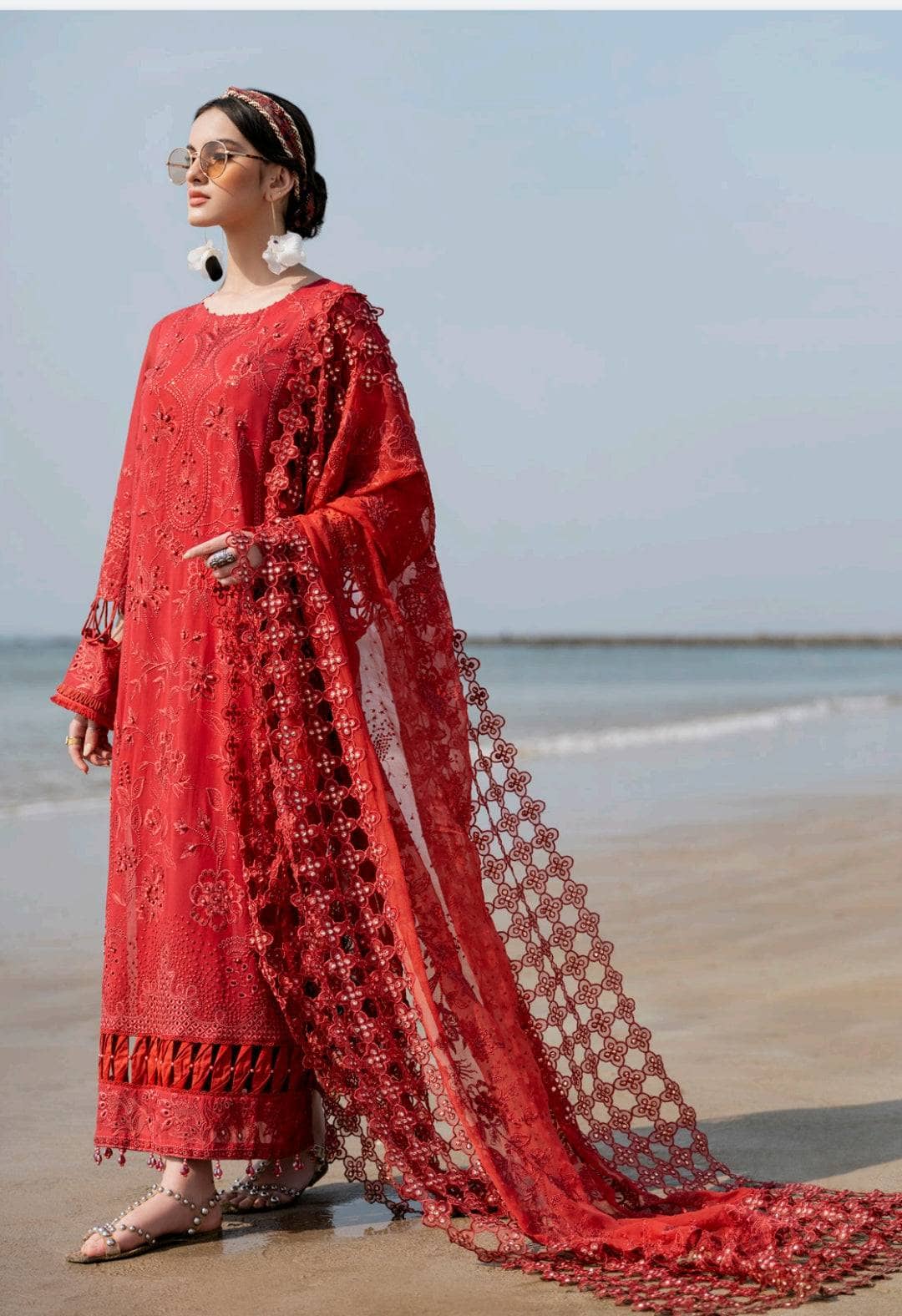 img_nureh_swiss_Voil_awwal_boutique