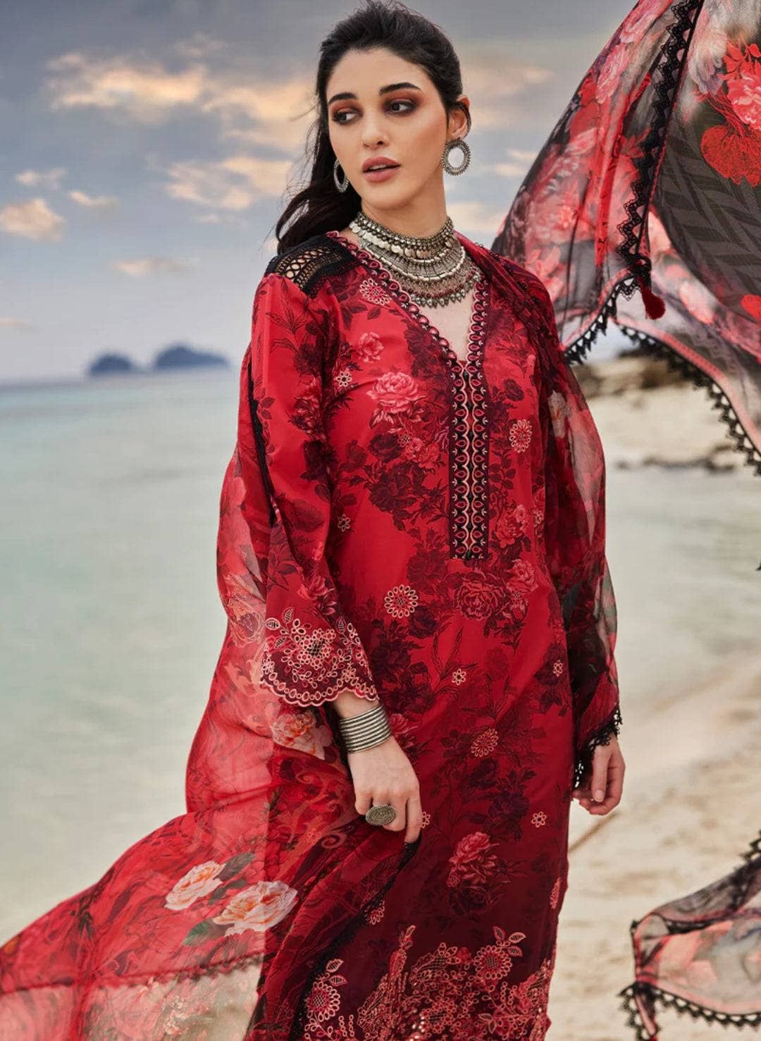 img_image_lawnkari_printkari_23_awwal_boutique