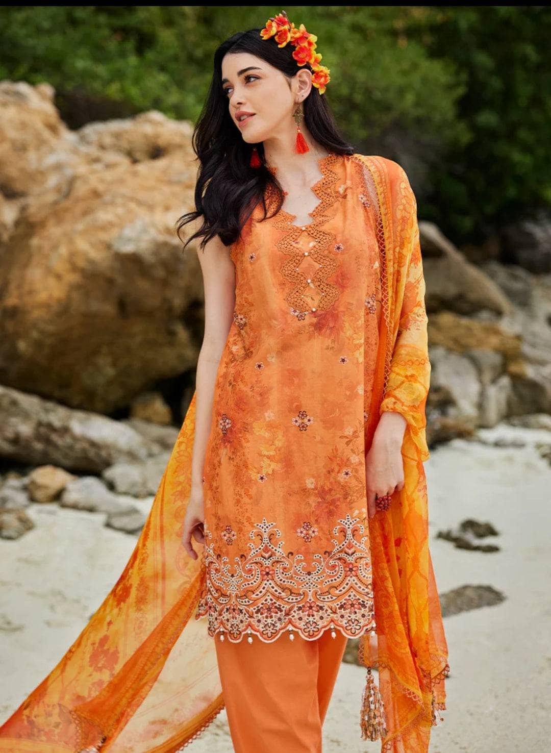 img_image_lawnkari_printkari_23_awwal_boutique