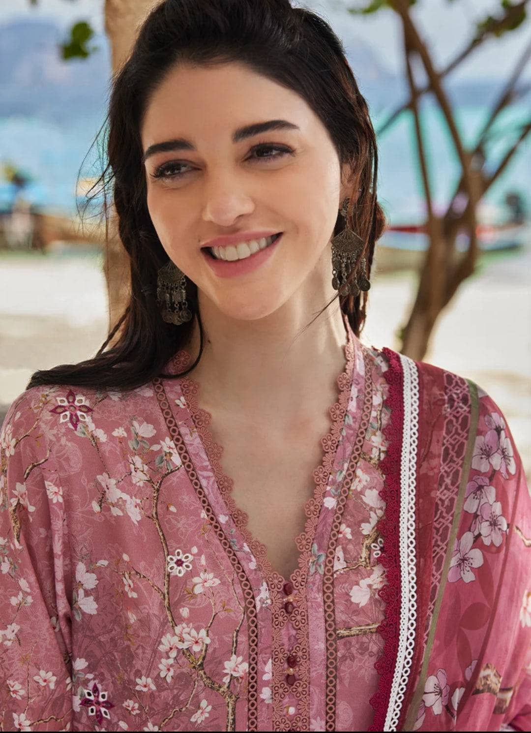 img_image_lawnkari_printkari_23_awwal_boutique