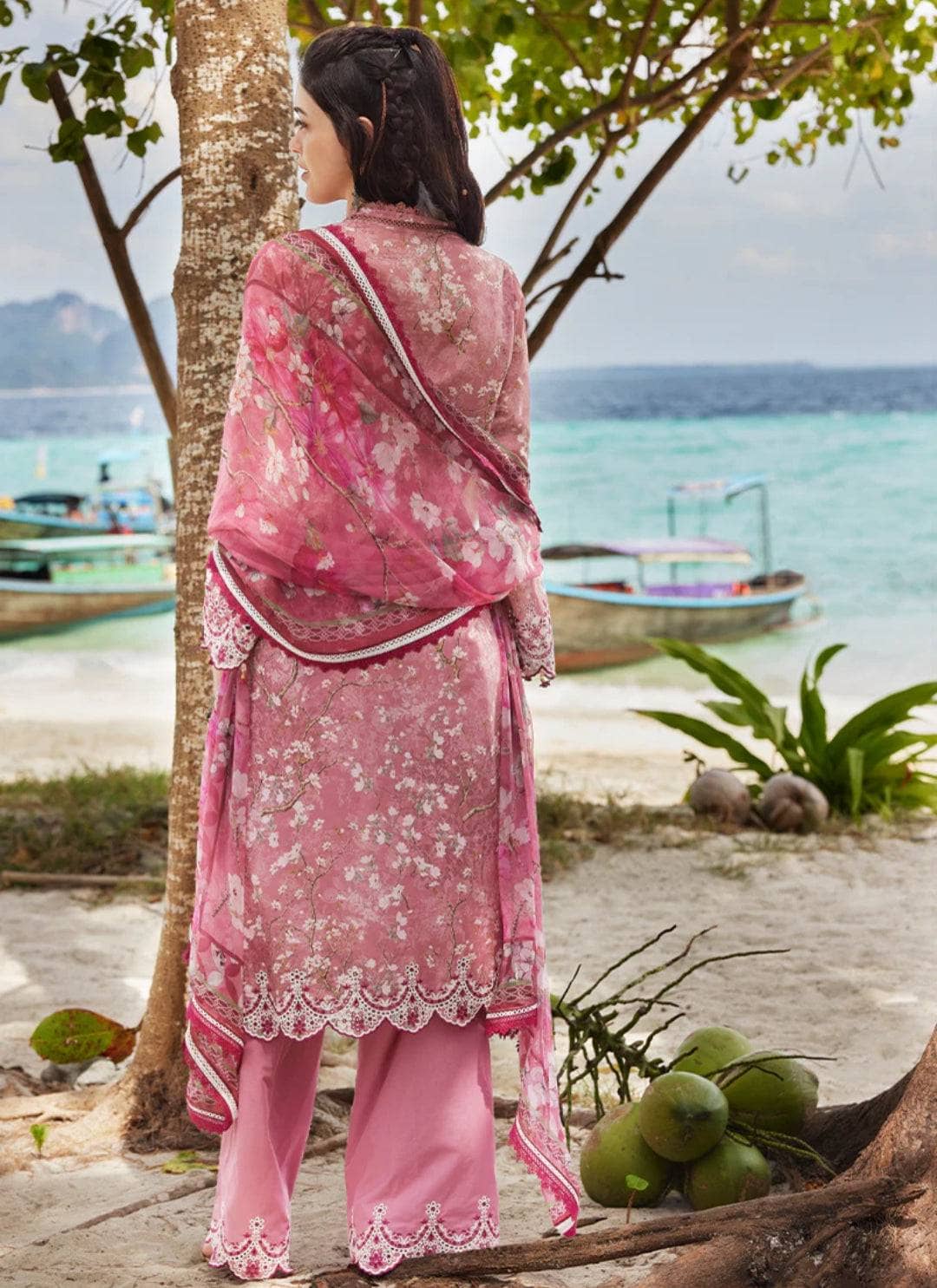 img_image_lawnkari_printkari_23_awwal_boutique