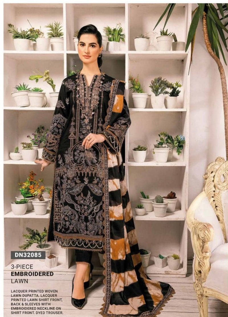 img_gul_ahmed_essentials_23_awwal_boutique