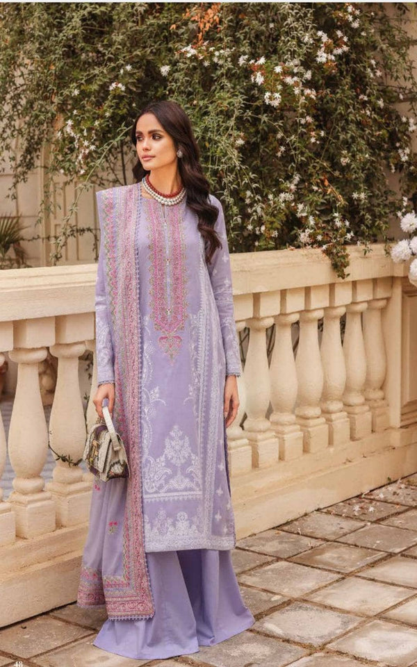 img_gul_ahmed_essentials_23_awwal_boutique