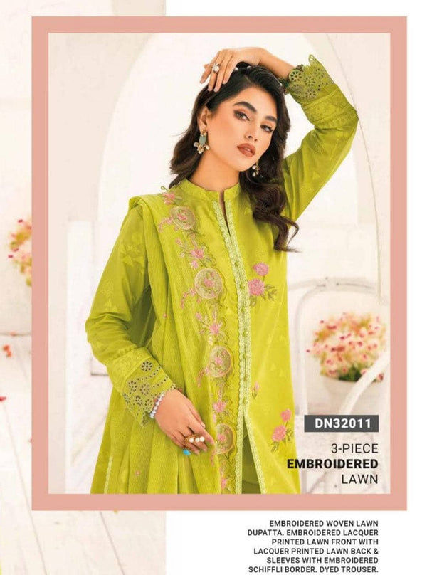 img_gul_ahmed_essentials_23_awwal_boutique