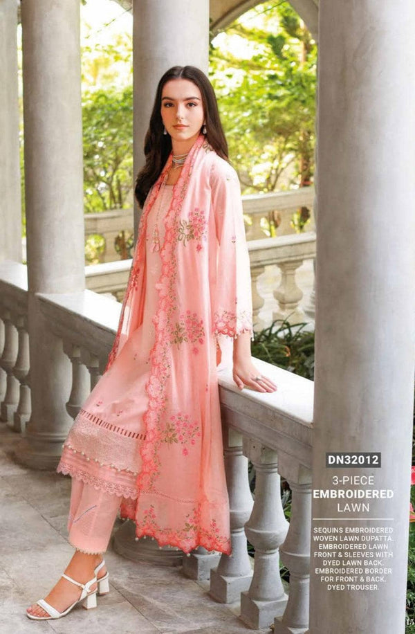 img_gul_ahmed_essentials_23_awwal_boutique