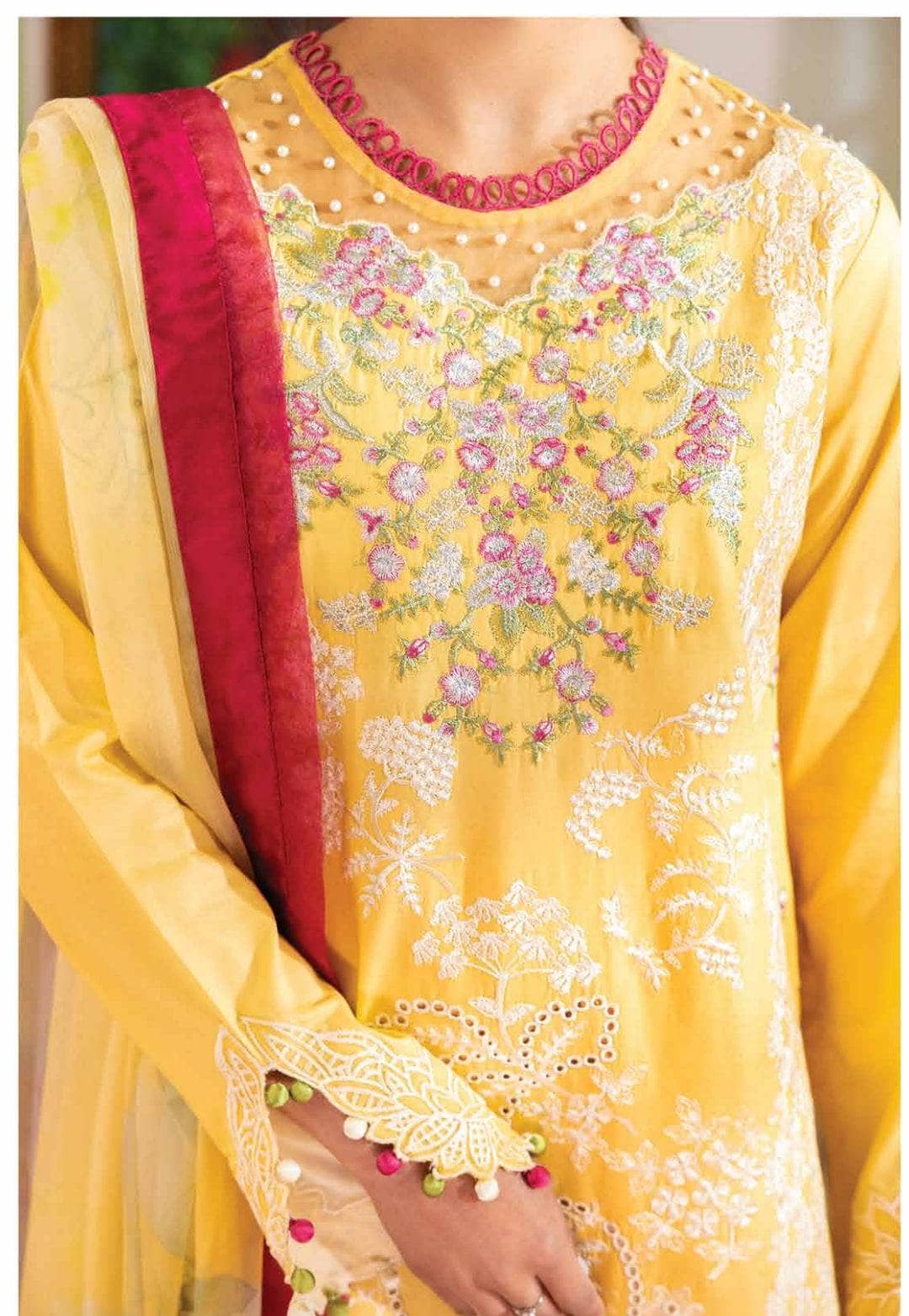 img_roheenaz_lawn_23_awwal_boutique