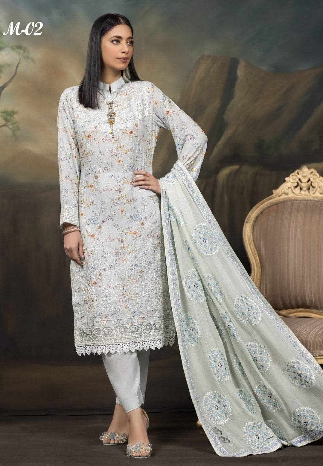 img_manizay_lawn_23_awwal_boutique