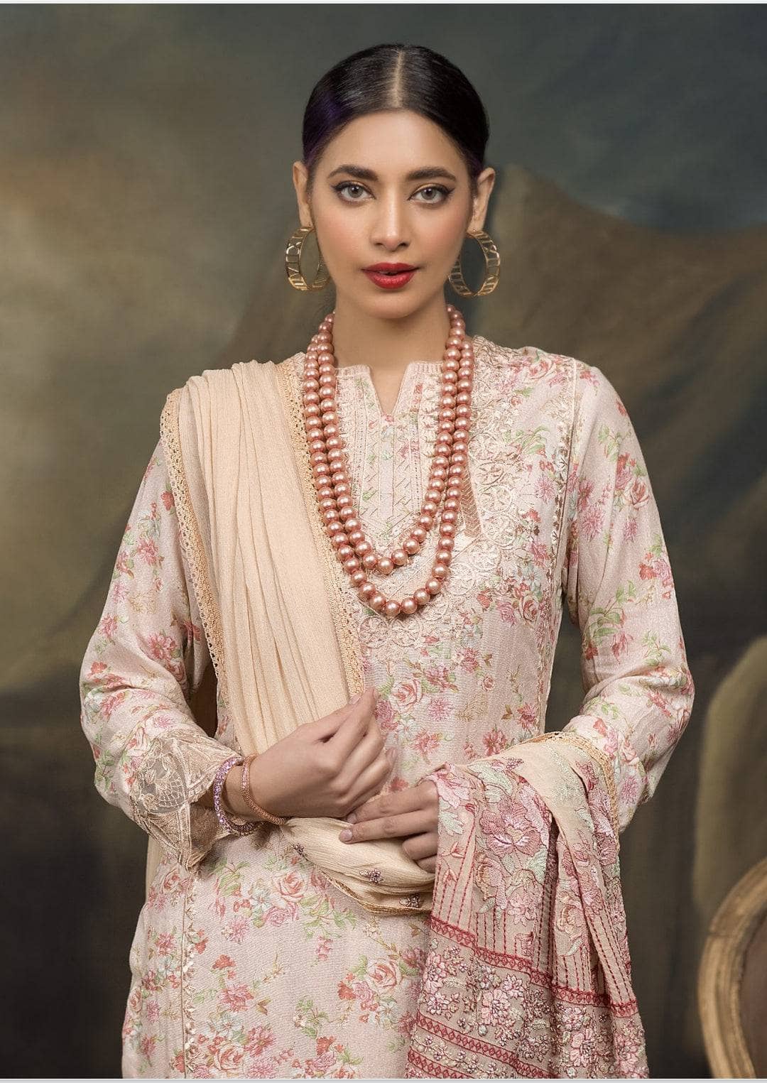 img_manizay_lawn_23_awwal_boutique