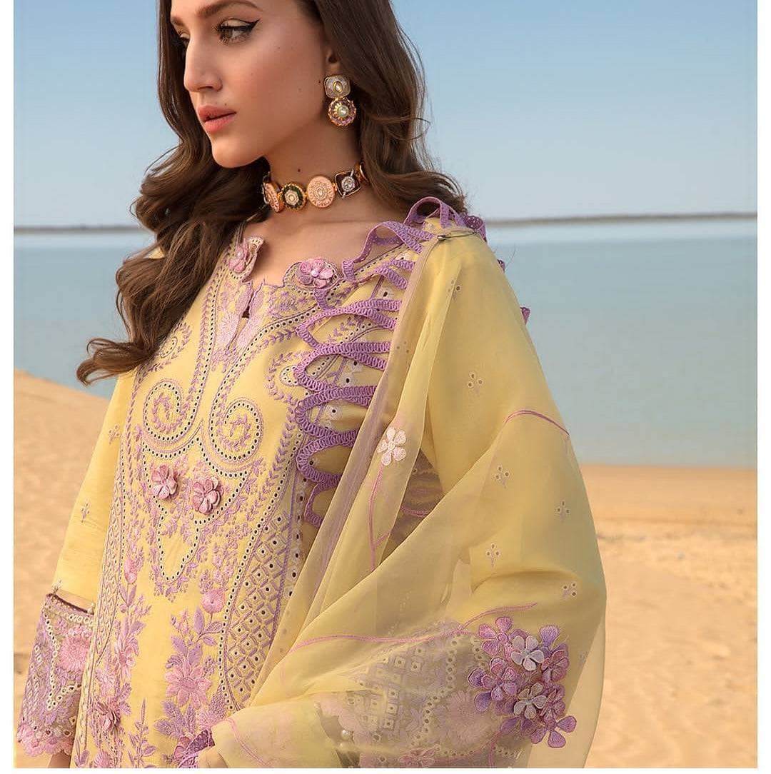 img_rang_rasiya_lawn_23_awwal_boutique