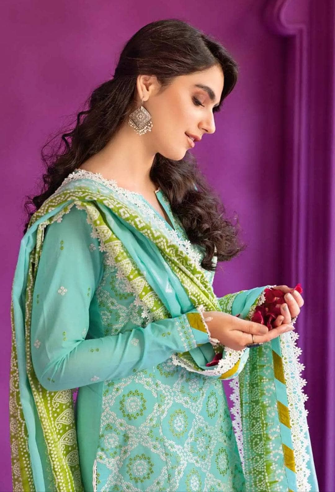 img_gul_ahmed_chunari_lawn_23_awwal_boutique