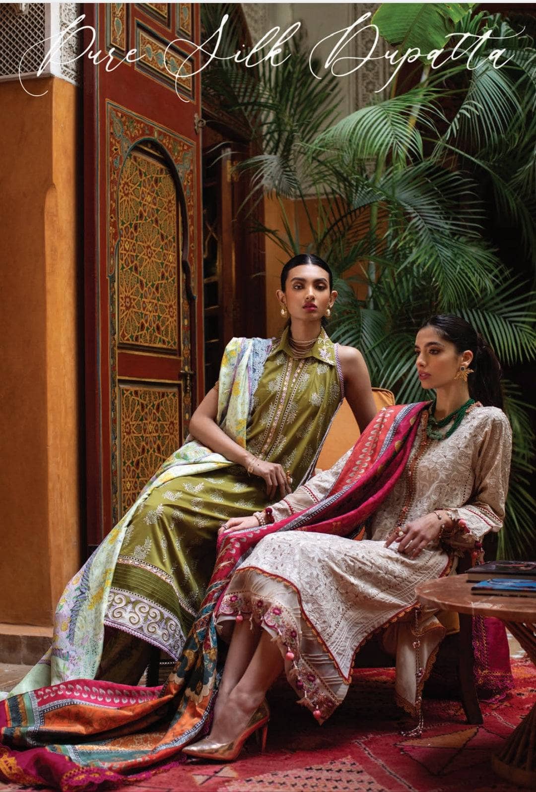 img_farah_talib_aziz_lawn_23_awwal_boutique