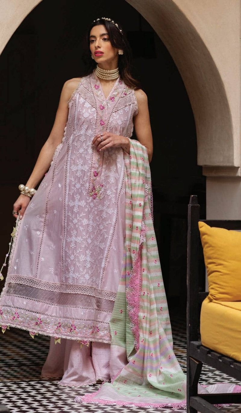 img_farah_talib_aziz_lawn_23_awwal_boutique