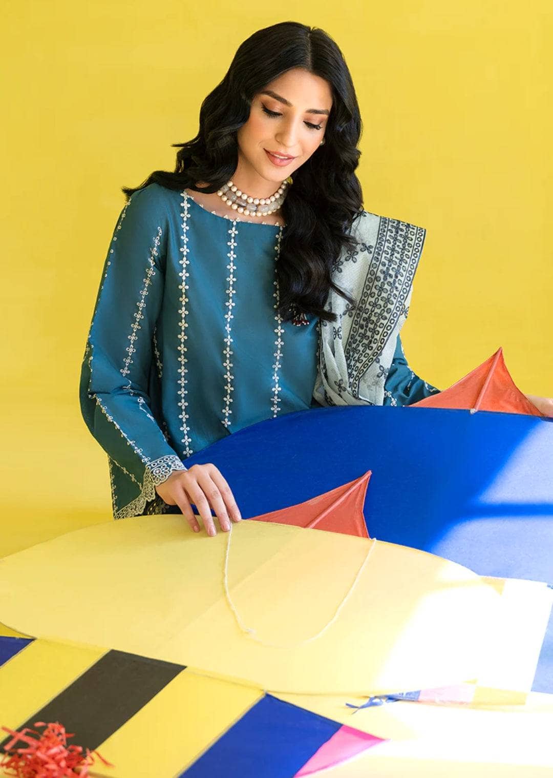 Img_cross_stitch_lawn_23_awwal_boutique