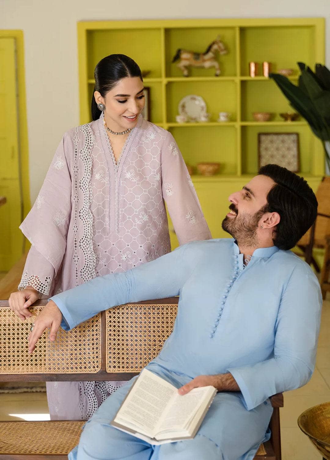 Img_cross_stitch_lawn_23_awwal_boutique