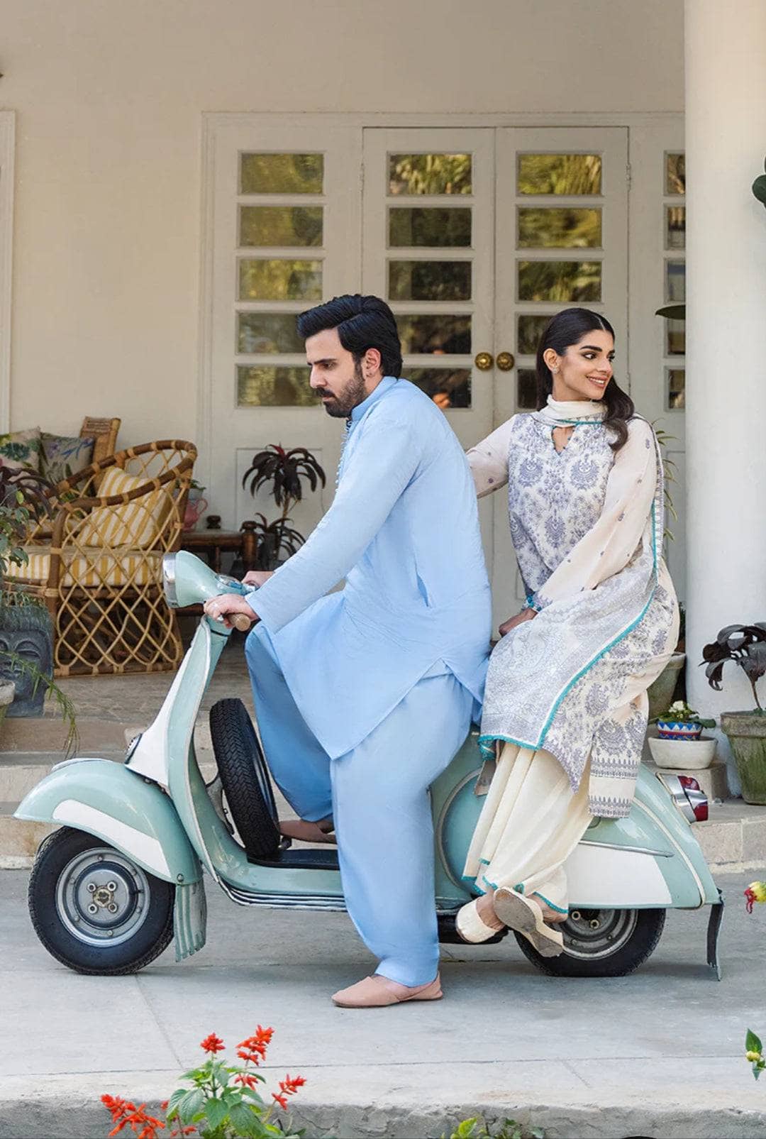 img_cross_stitch_basant_lawn_23_awwal_boutique