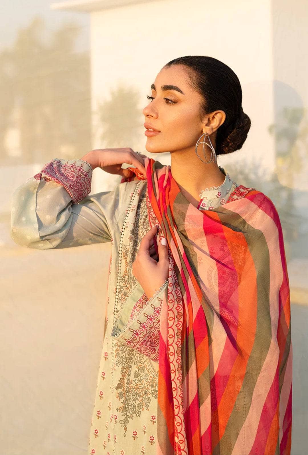 img_cross_stitch_basant_lawn_23_awwal_boutique